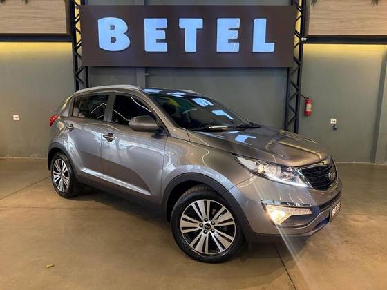 KIA SPORTAGE 2.0 LX 4X2 16V FLEX 4P AUTOMÁTICO KIA SPORTAGE 2.0 LX 4X2 16V FLEX 4P AUTOMÁTICO